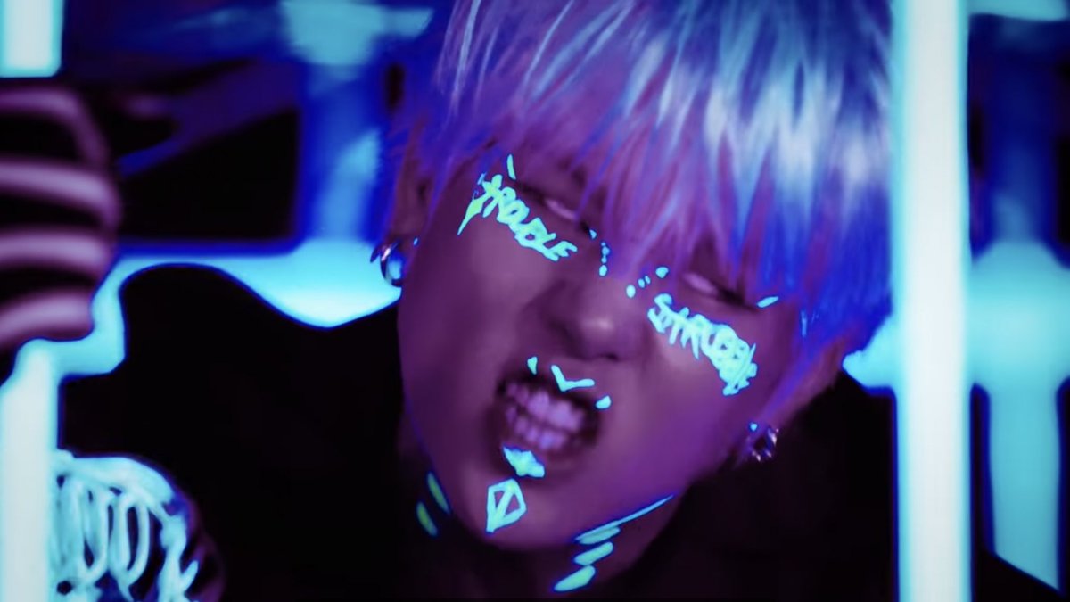 Nothing could prepare me for the biggest plot twist in a music video 😨😳

FREEDOM OUT NOW
#Our_Bright_Light_JOOHONEY
#우리의_밝은_빛_주헌