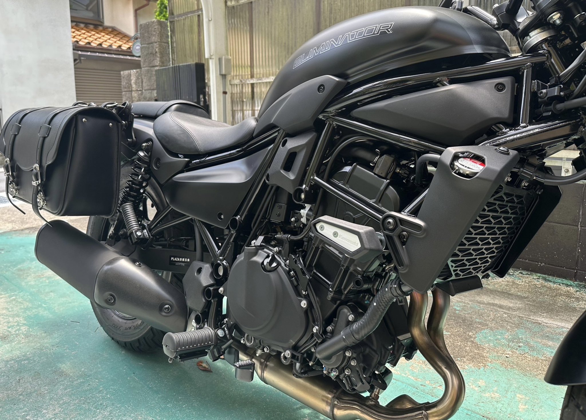 モカページ z-554 レースアップモカスニーカー／ブルー×ベージュ – ZUCCOTTO