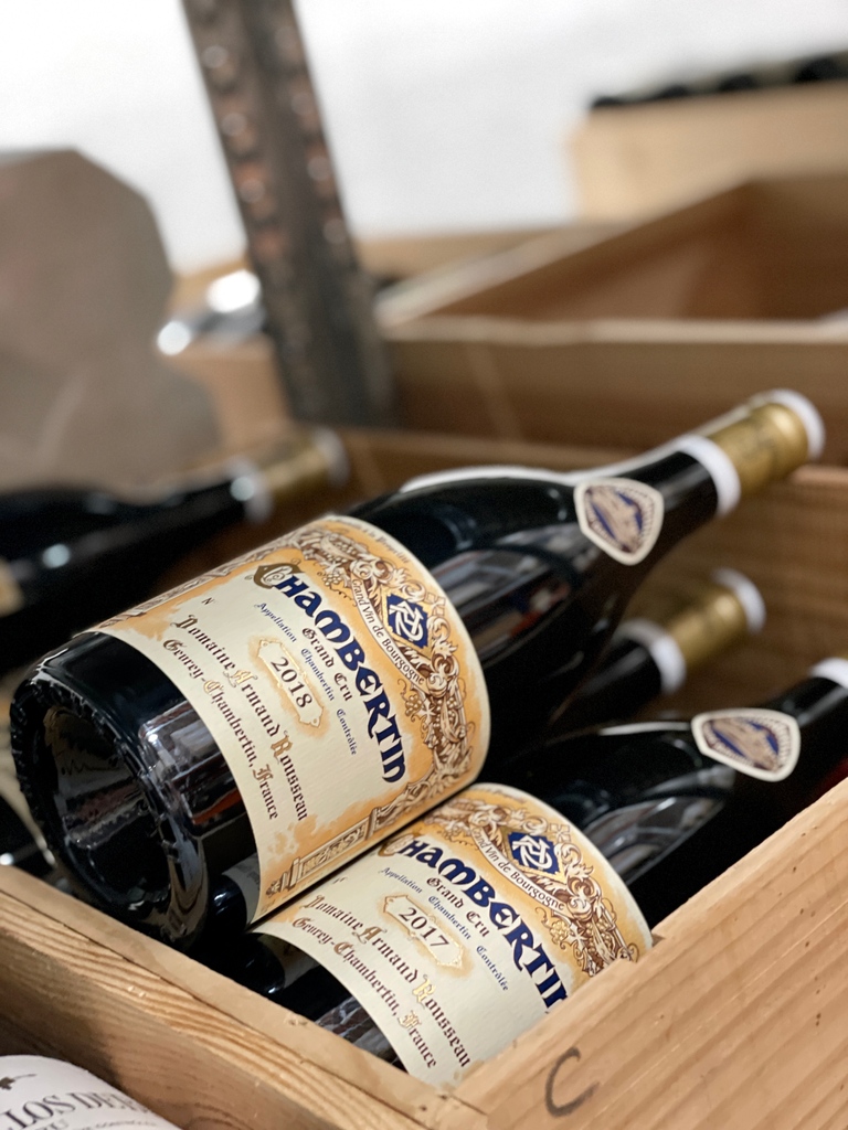 Our warehouse is bursting with temptations. Unfortunately, these are not for me. Have you ever tasted #Rousseau? 

#winestorage #finewine #rarewine #armandrousseau