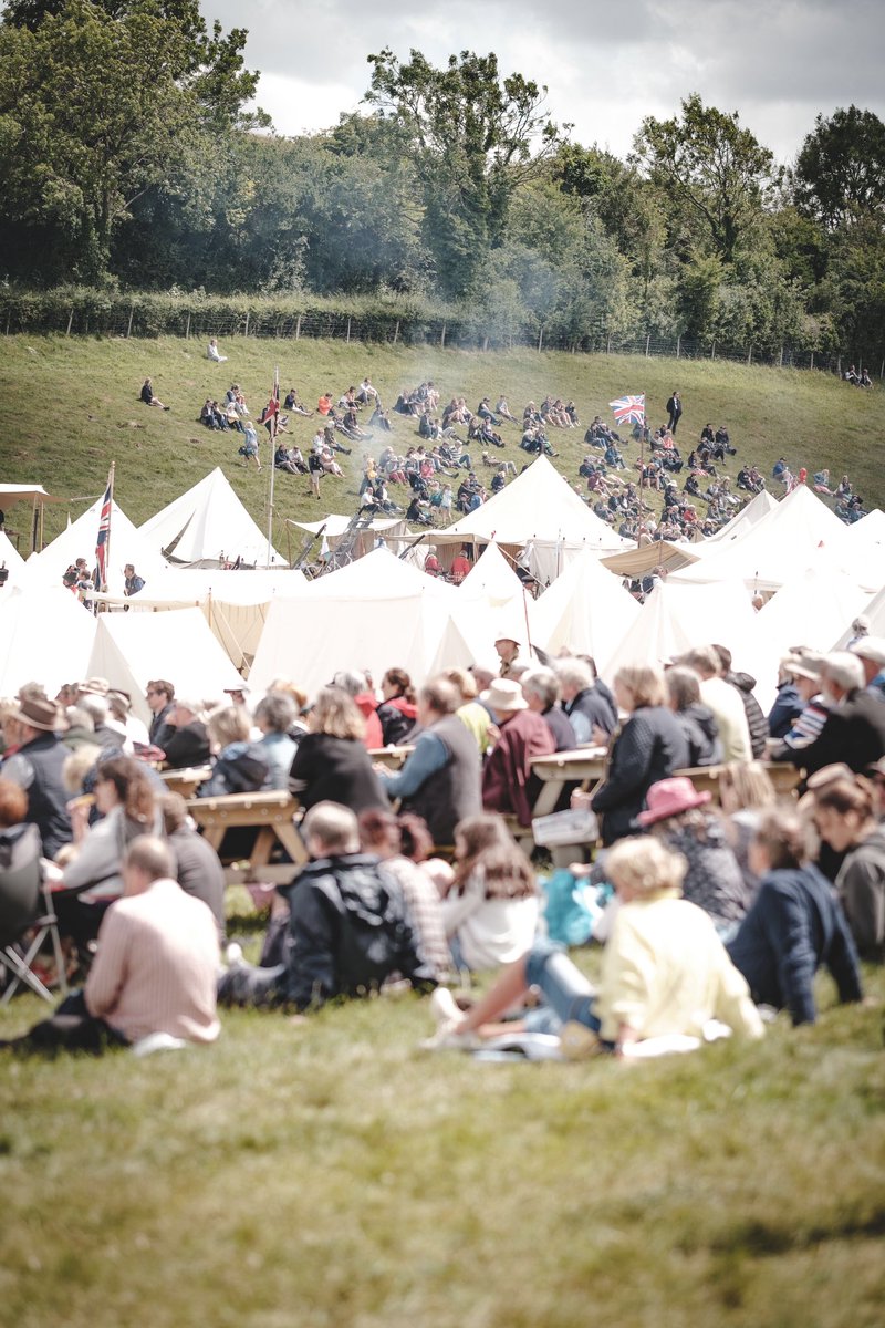 ChalkeFestival's tweet image. So this is happening in just FIVE weeks time.. 🙌

🎟️🎟️🎟️🎟️ 👇👇👇👇 bit.ly/3Are8tL  #5weekstogo #cvhf #amazinghistory #summerfun #history #festival #livinghistory #experimentalarcheology #talks #performances #livemusic #historicalfood  #wiltshire
