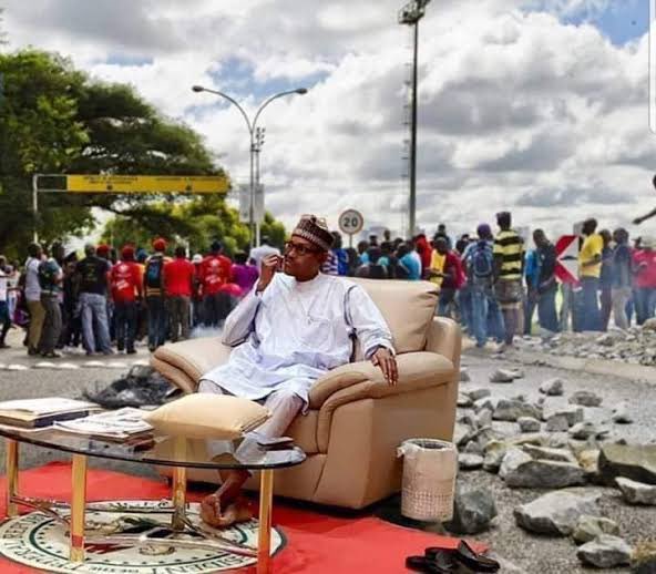 sowore's tweet photo. President @MBuhari who was Minister of Petroleum Resources who could not make 4 refineries work in 8 years will be launching Dangote refinery today. Buhari and his  goons on the oil sector who killed government owned refineries are mobilising to help Dangote open his only refinery. Wicked people! #Revolutionnow #Buharithedisaster