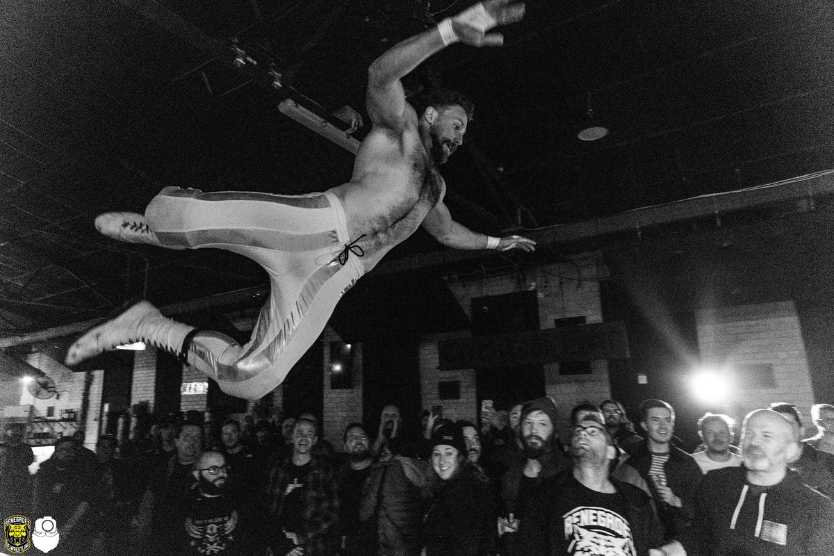 digital__beard's tweet image. It gives “80s punk stage dive” vibes

@Rat___Daddy || @ROWrestlingAU || 21/05/2023