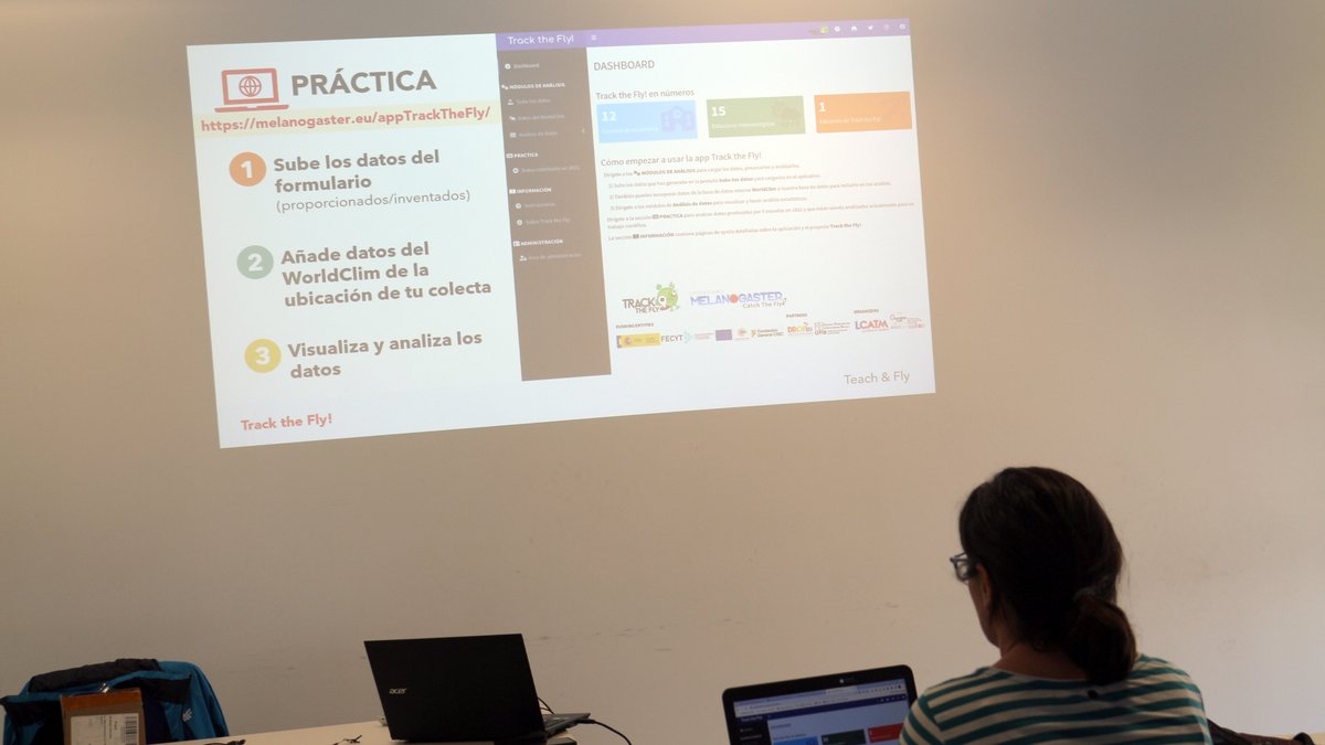 #TrackTheFlyEstación meteorológica y #App para que los y las estudiantes puedan medir y analizar el impacto del #CambioClimatico en la #Biodiversidad en los campos de cultivo donde se colectan las especies del género #Drosophila 

Con <a href="/irenegonzalezn/">Irene González-Navarro</a> y <a href="/geneticament/">Marta Coronado-Zamora</a>