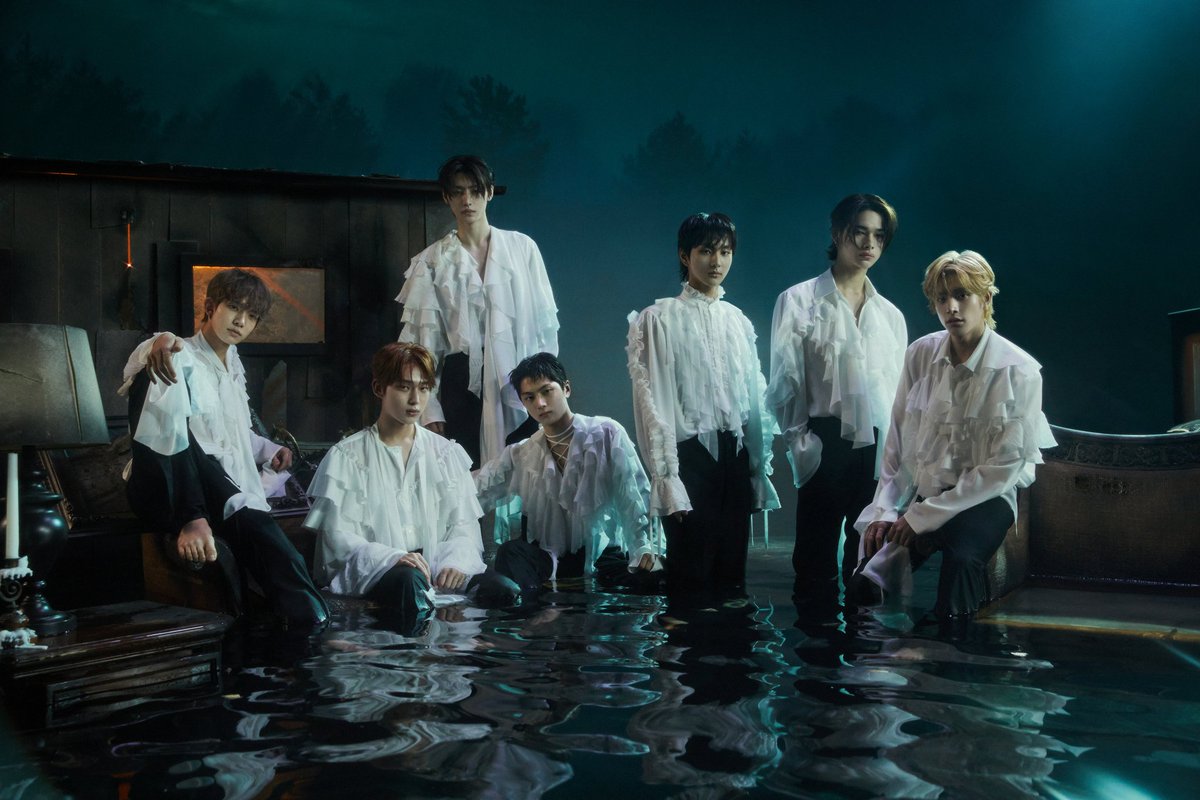 ✨ GIVE AWAY ENHYPEN COMEBACK DARK BLOOD ✨

🎁 1 album reg random ver
🎁 2 album weverse ver

RULES
— Follow, Like, RT
— Drop bukti ss streaming MV Official 'BITE ME' (pakai WM)

❤️ End tgl 27 Mei 2023. Good luck