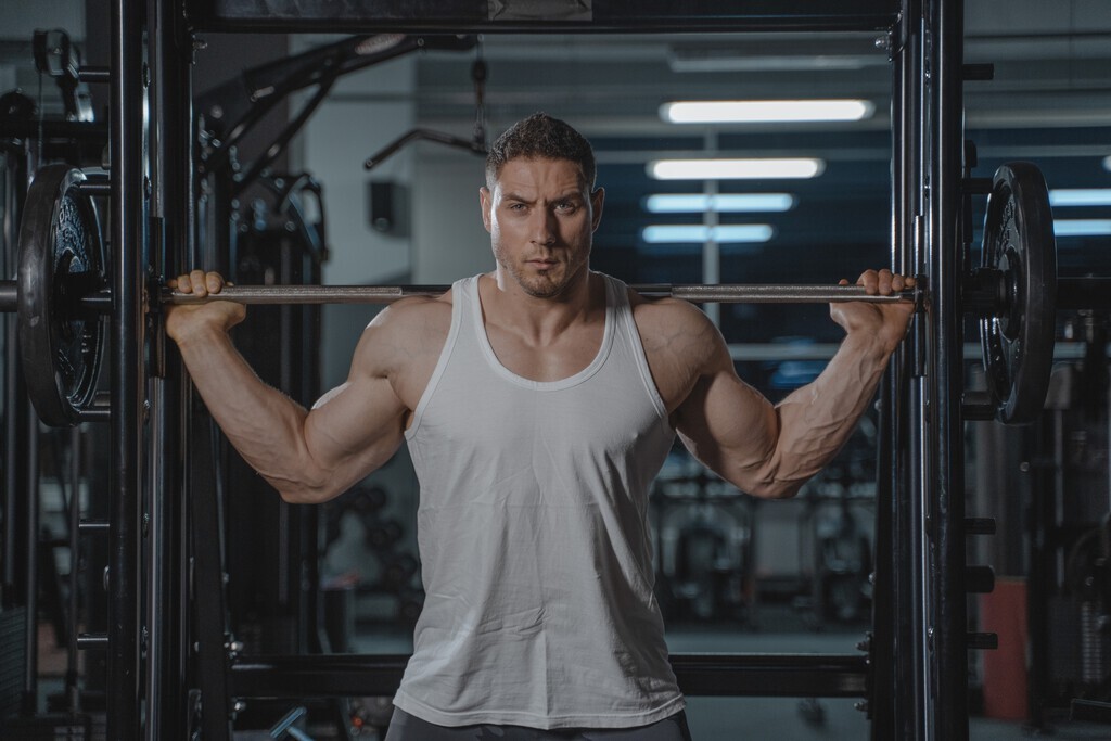 VitonicaMex's tweet photo. Cinco ejercicios que estás haciendo en el gimnasio que no funcionan y cinco que sí lo harán https://t.co/00fgWNkV8p https://t.co/Fk8FVeQ1RA