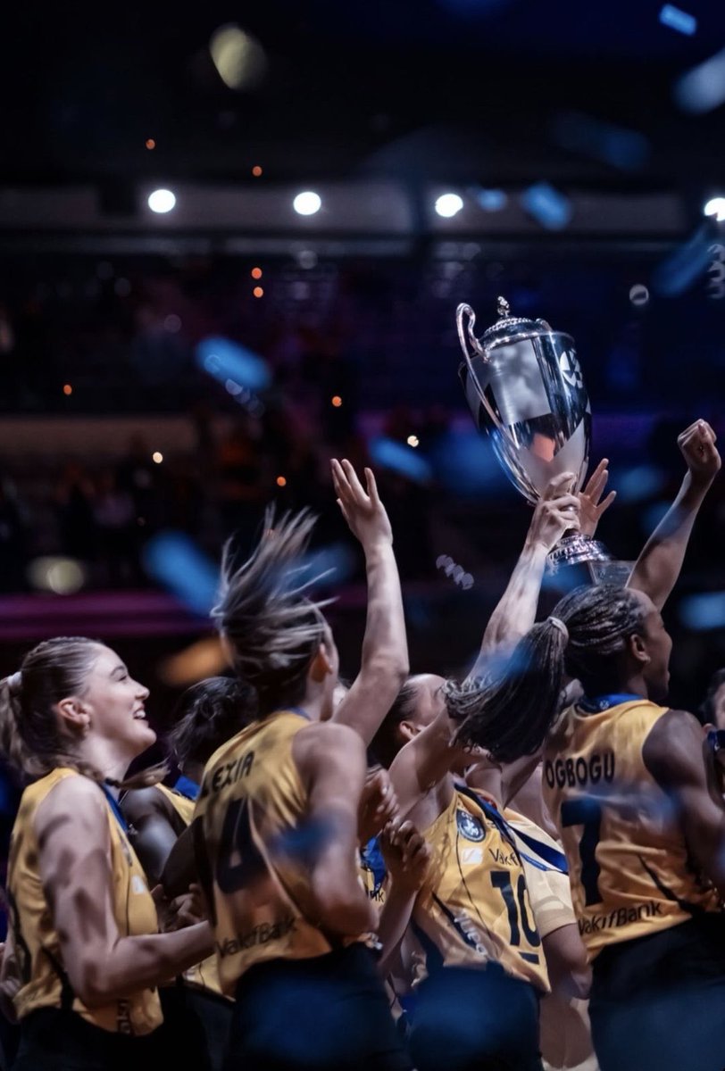 Difficult to have a better end…
🏆 Champions League WINNERS ⭐️
Many thanks to all this family for the four years spend together, my heart will be yellow for ever…
💛🖤 <a href="/VakifBankSK/">VakıfBank Spor Kulübü</a> 
… and turkey will be always in the memory of me and my family 🇹🇷…

Çok Teşekkürler!
🫶🏼