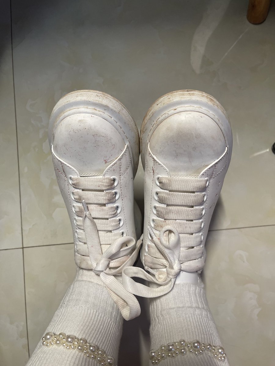 SneakersDish (@sneakersdish) on Twitter photo 