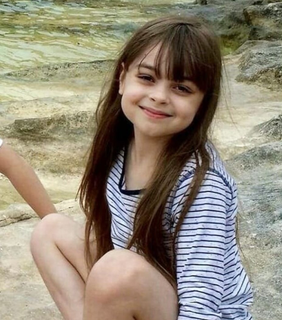 6 years ago today the #ManchesterBombing took place killing 22 innocent people including 8 year old #SaffieRoseRoussos  Saffie asking in the back of the ambulance: “Am I going to die?” @RememberSaffie @HonourSaffie @saffieroussos @RememberSaffie