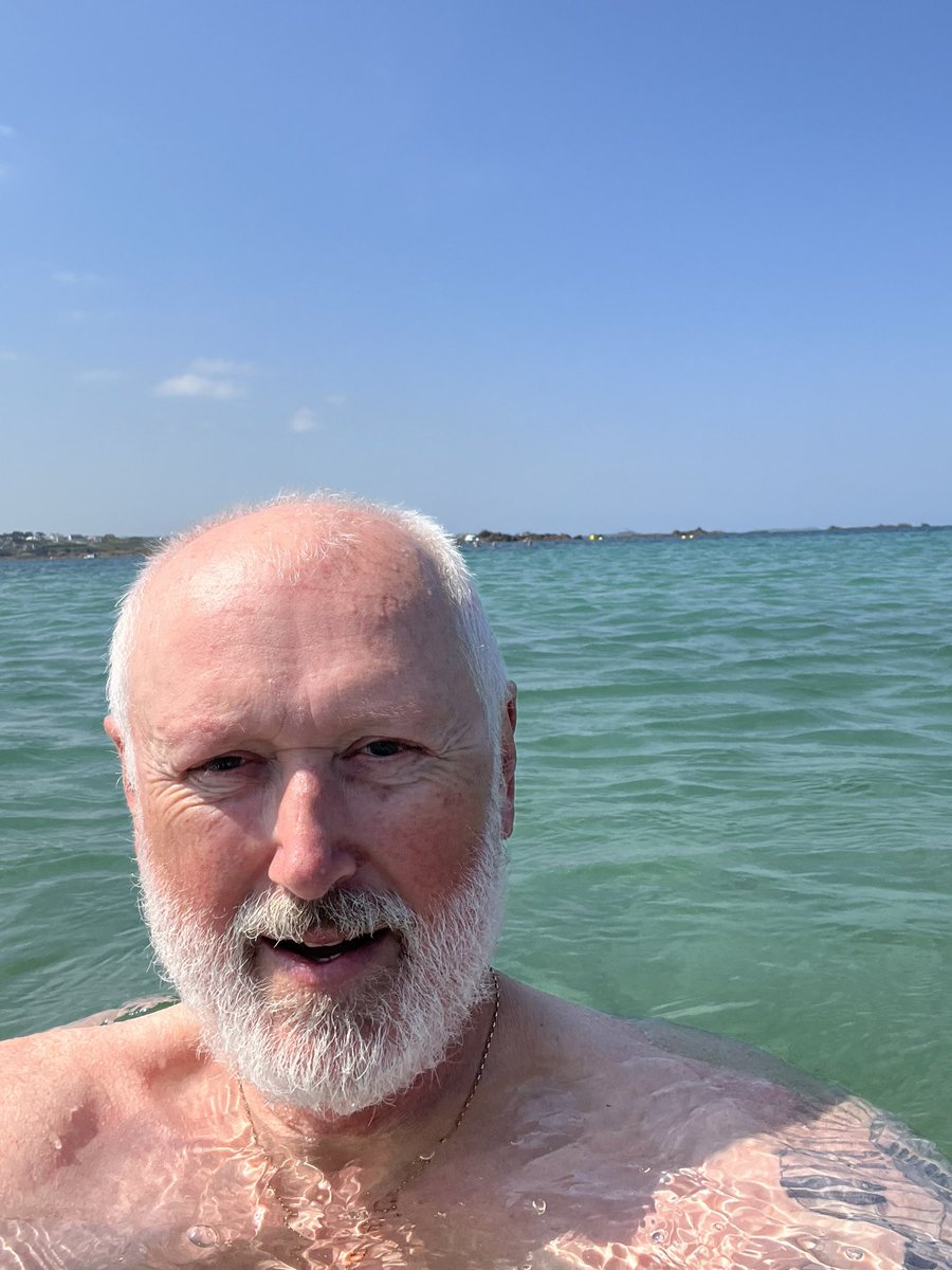 MikeyC1102's tweet photo. Sunday morning swim at Grandes Rocques and Sunday afternoon stroll into Town pics #IsSummerFinallyHere? https://t.co/klpAtxdspP