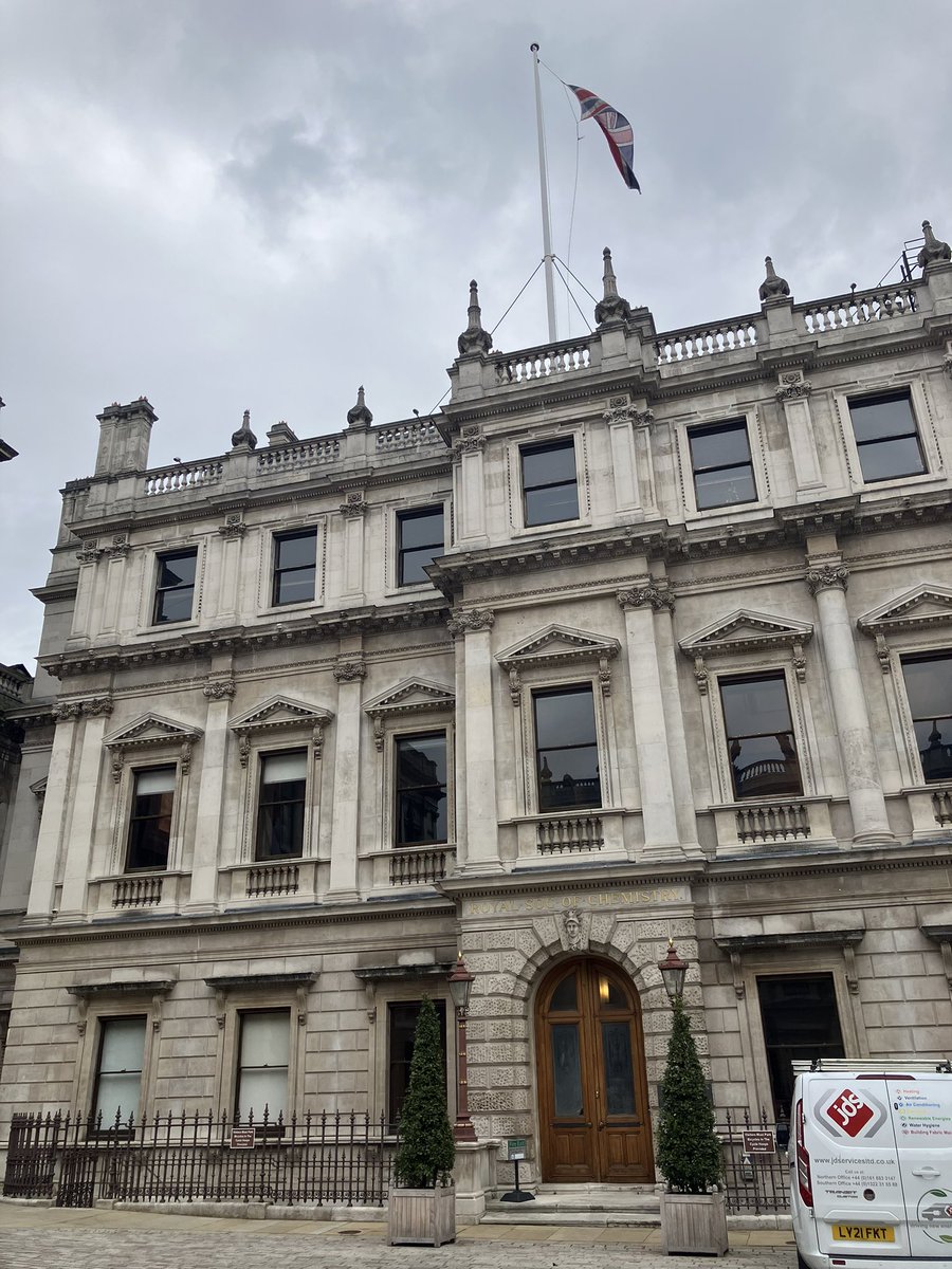 DrTomasS's tweet photo. Excited for a day of interesting science for this year’s @RSC_ECG Distinguished Guest Lecture and Symposium @RoySocChem on:
“#Water, water, everywhere - is it still safe to drink? The #pollution impact on #WaterQuality”
https://t.co/TQg1ezEVzh
#DGL #EnvChem #contaminants https://t.co/lIyeONv4l5
