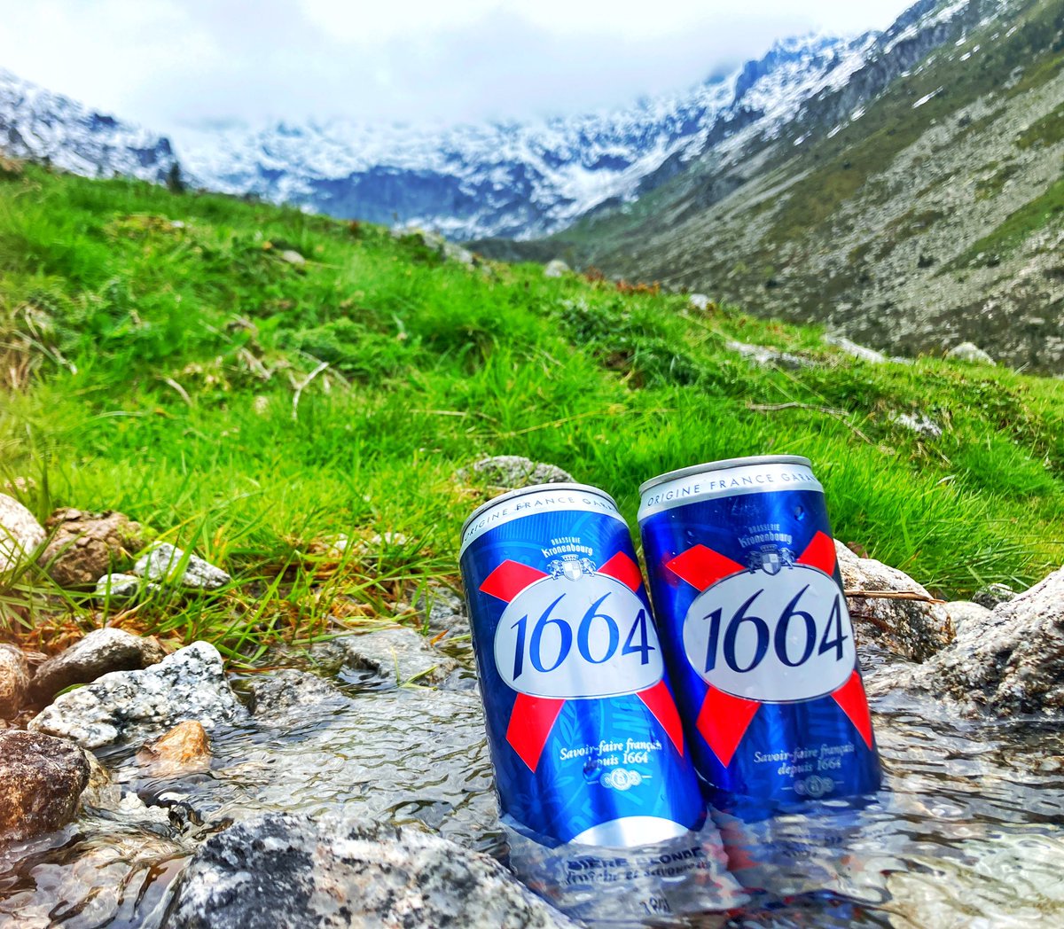 nomadicpaddler's tweet photo. Sorry @carlsberg but I think @Kronenbourg1664 do the best views…

#bestviews #mountainviews #pyrenees https://t.co/afOE4seJSZ