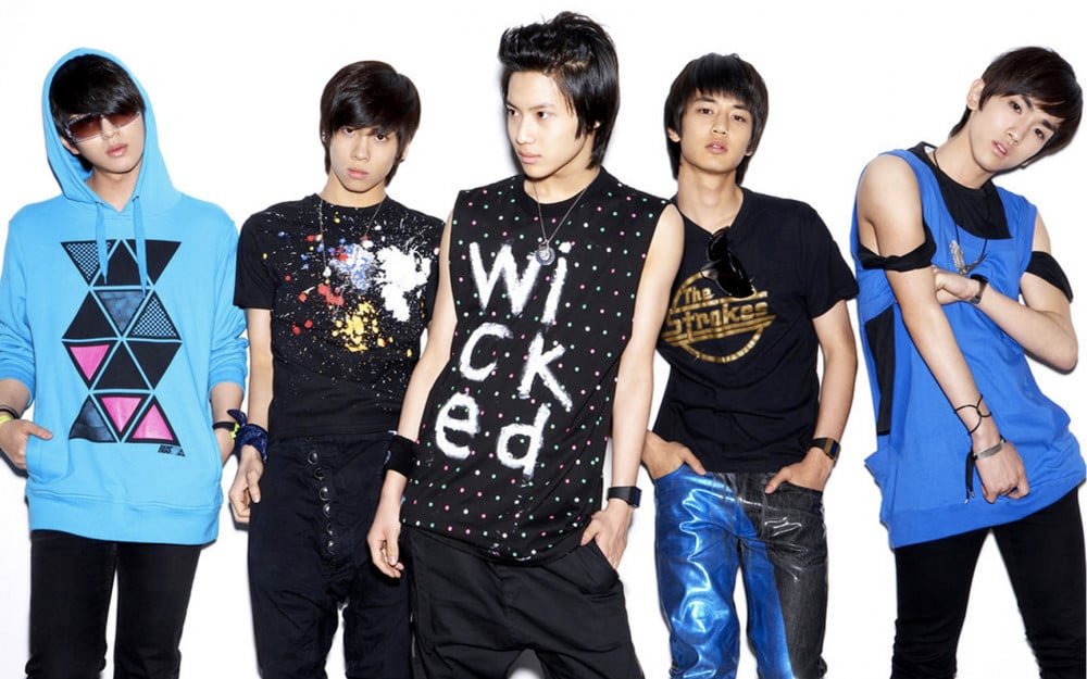 shawolacademyph's tweet image. 15 years ago today, SHINee released &quot;Replay&quot;. 

Arguably one of the best debut songs of all time, it has also been one of the most covered songs in Korea, especially for rookie boy groups. 

In celebration, here are 15 K-pop groups who covered #SHINee&apos;s Replay, a thread;