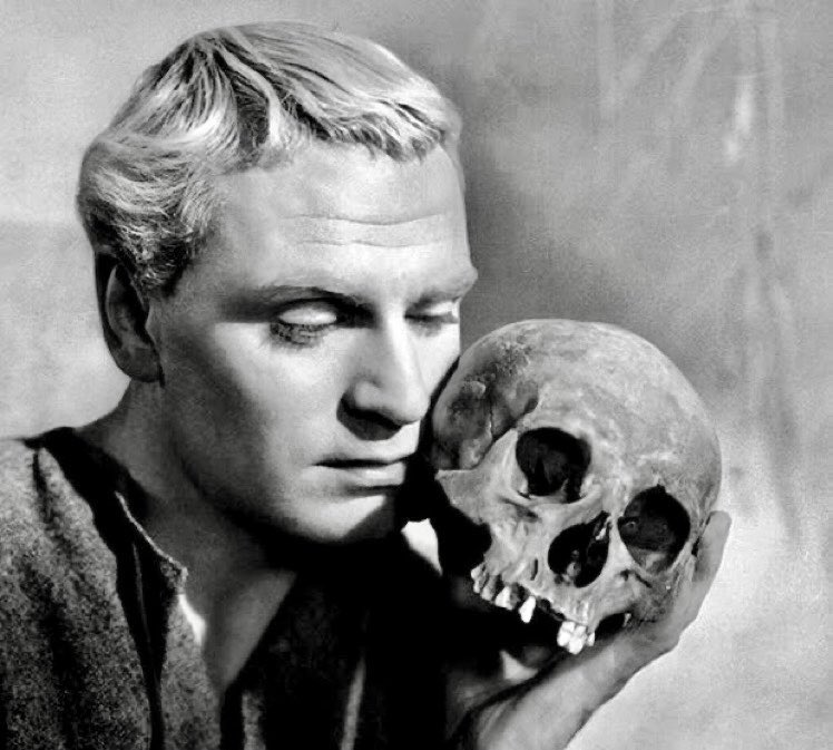 Laurence Olivier, (/22 May 1907 – 11 July 1989).

Hamlet (1948).