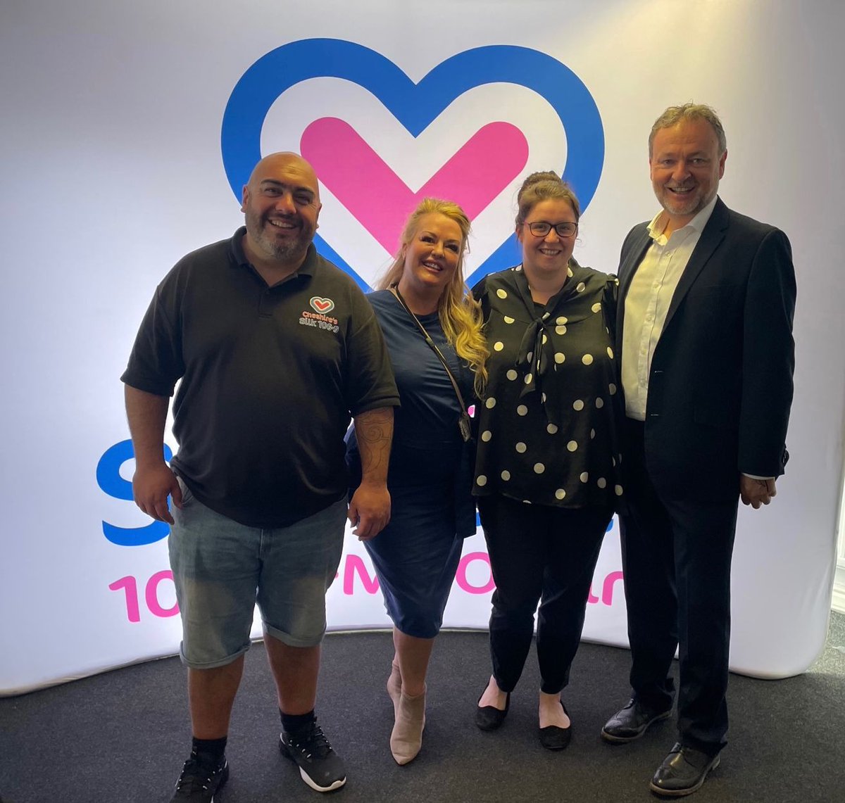 D2NA's tweet photo. We attended the @EastCheshireCC networking event last week in conjunction with @silk1069. Thank you for the invite!

#cybersecurity #silkfm #radio #chamberofcommerce #eastcheshire #d2na https://t.co/UT1wzsVcG5