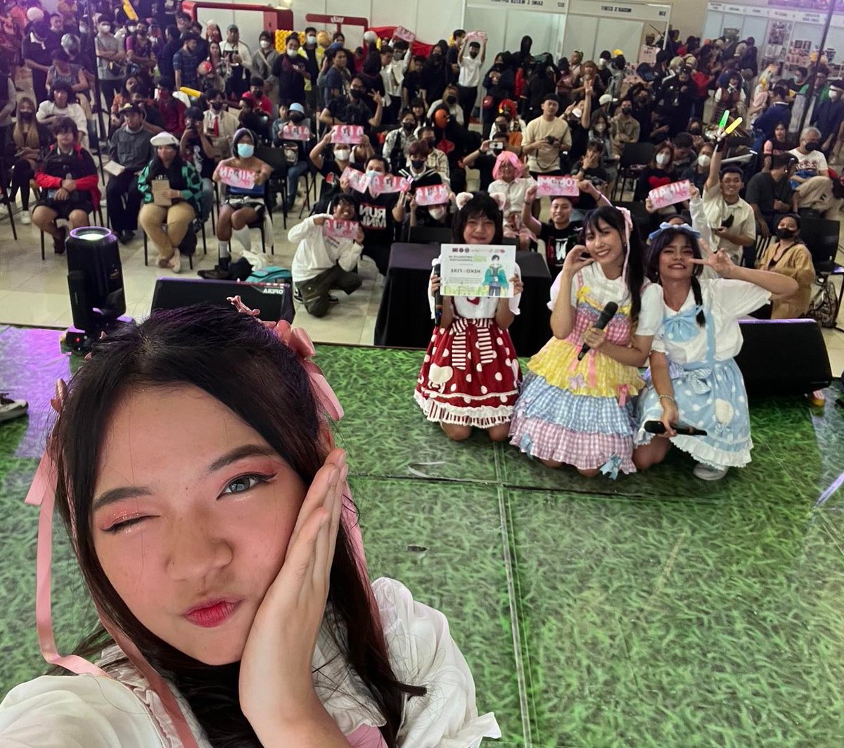 Asfire_ph's tweet photo. OTSUKARE NEKO☆FIRE!!! (⁠ ⁠/⁠^⁠ω⁠^⁠)⁠/✨

Thank You to those who came to the event and watched our performance in Pinoy Otaku Festival 2023.

#ASFIREph #Nekonnect #NEKOFIRE #PinoyOtakuFestival #POF2023 #POFShizen https://t.co/DyT0X23QkY