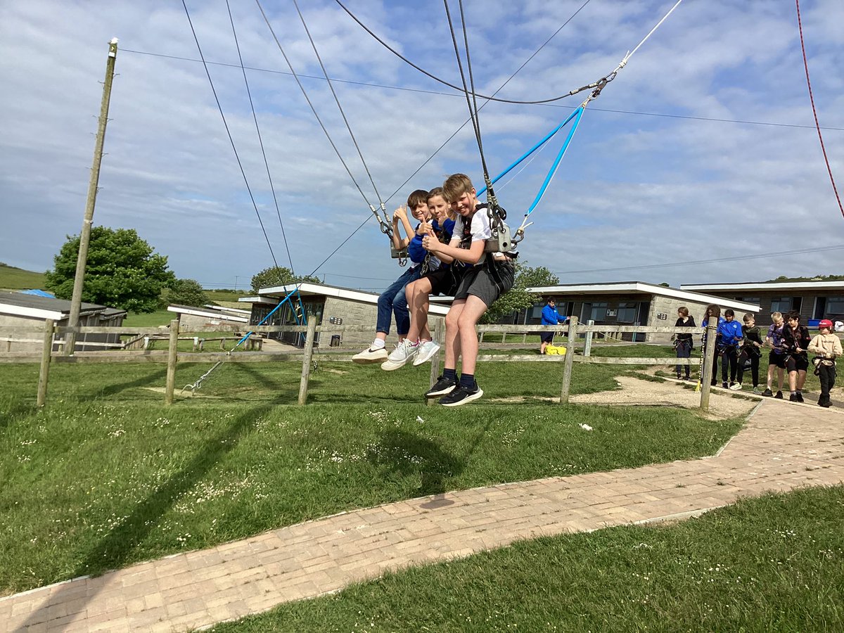 Roebuck Academy on Twitter "Group 1 have been having a swinging time doing the giant swing."