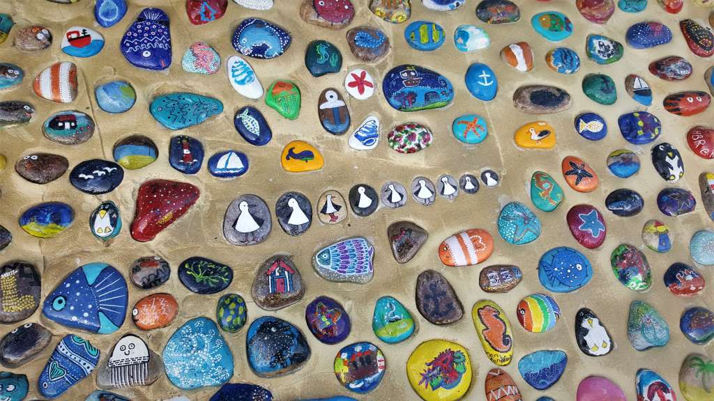 Today I'm writing about pro bono volunteering

Do you volunteer using your professional skills or know someone who does? Maybe you are a mentor or bookkeeper for a small charity?

Are you a charity? Or org which matches individuals with pro bono volunteers?

Who should I talk to?