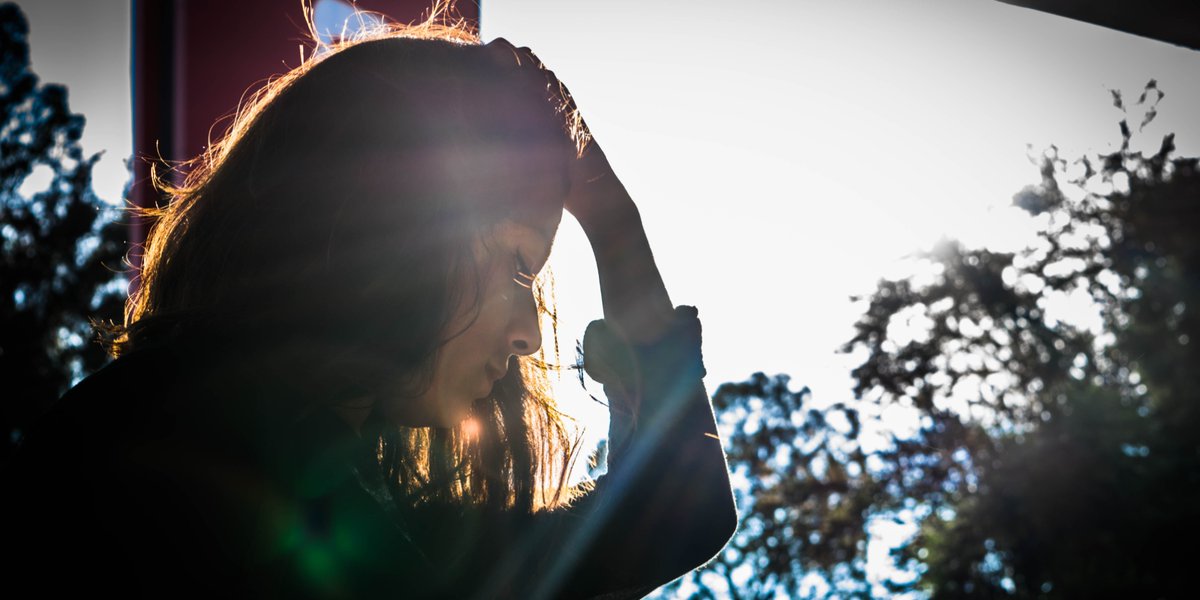 SEAresource's tweet photo. Leaving an abuser is difficult, especially when economic abuse has left survivors with nothing. Starting anew, overcoming debts, &amp; rebuilding economic stability can be overwhelming. 

If you or someone you know is experiencing economic abuse, find support: https://t.co/6CO3gvdb20 https://t.co/eyBx18oDS0