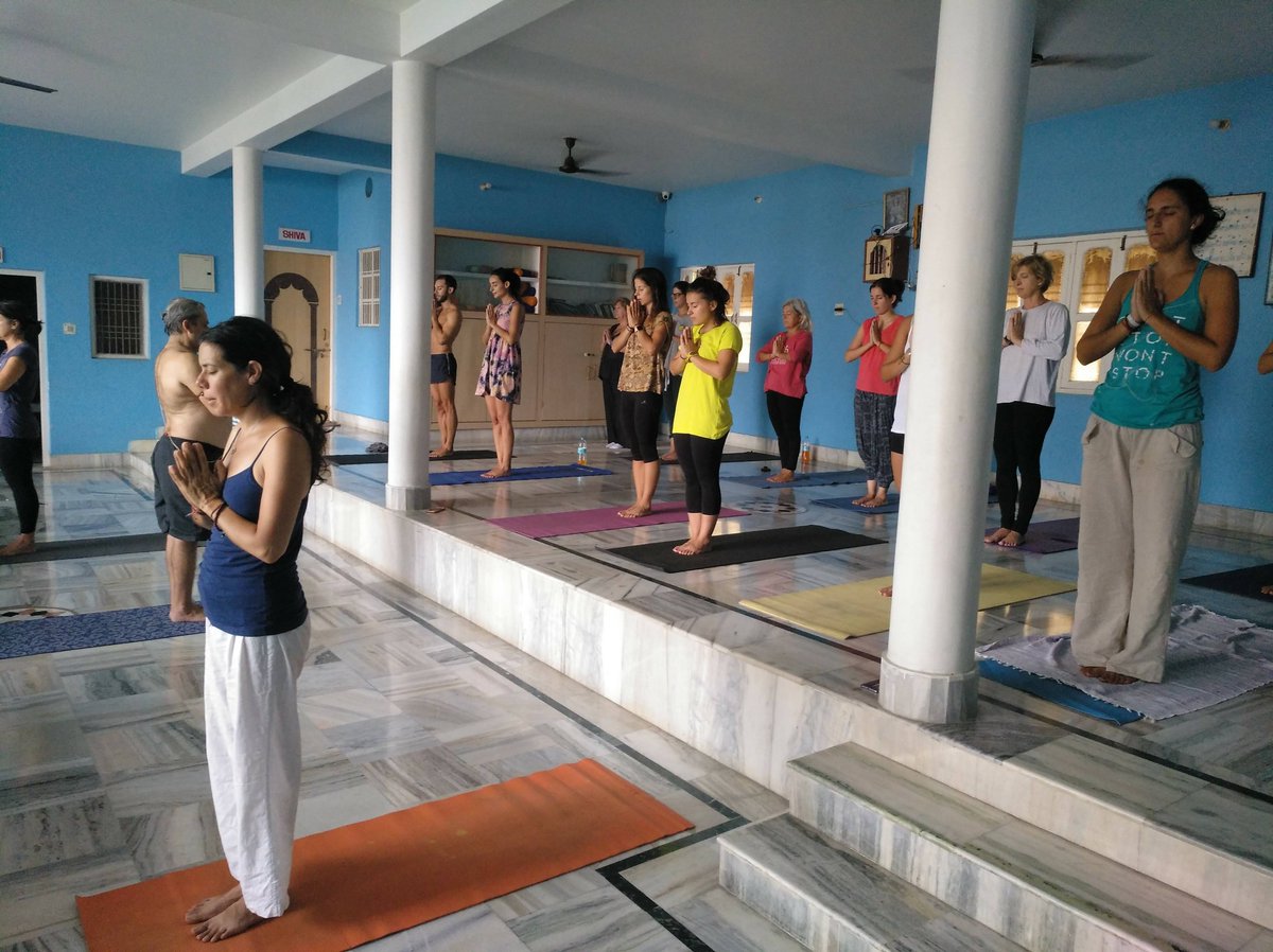 #Viajesacciónsolidaria | ¿Te vienes a India este verano? Aún quedan plazas en los viajes de agosto y septiembre. ¡Te cambiará para siempre! 💚🌱

🌎 Un viaje organizado junto a @openeyesprojet, tienes toda da la info: semillaparaelcambio.org/viaje-accion-s…