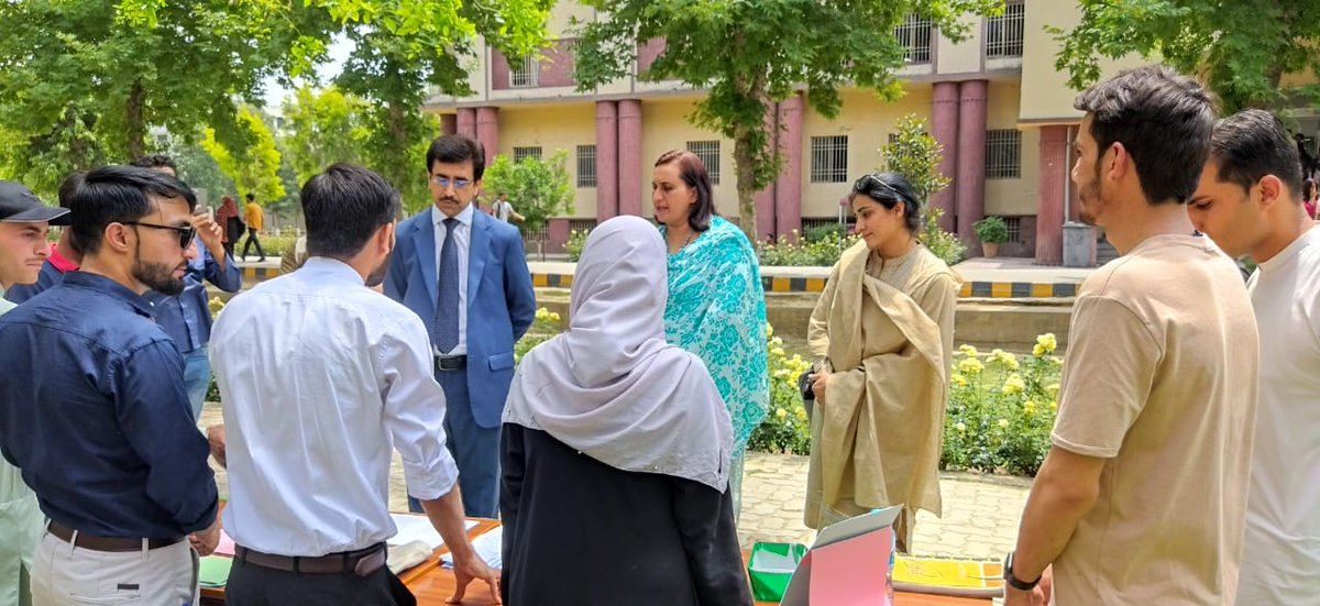 The Youth Diplomacy Forum in collaboration with @irpcsnuml organized an awareness campaign 'Diversity of Life' to celebrate International Day of #biodiversity as well as to showcase the important of Biodiversity for Youth. #BuildBackBiodiversity #YDFBiodiversity