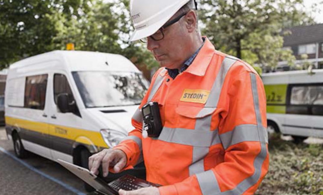 Hoe monitor je performance en logging van 600+ <a href="/OutSystems/">OutSystems</a> applicaties met 10 #DevOps teams die iedere dag deployen? <a href="/Stedin/">Stedin</a> doet dat gewoon. Tijdens onze #sCoolUp hoor je het geheim achter succesvol troubleshooten en monitoren. Wees erbij! loom.ly/JPW4YZU