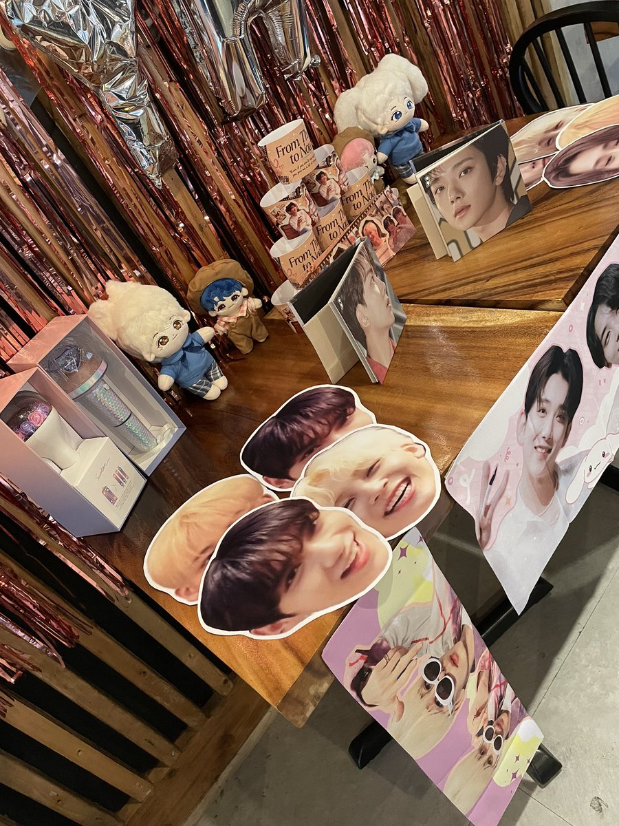 ddaljihan's tweet photo. RAK YESTERDAY TO MANDALUYONG KAKAIEJEHB
Thank you so much to all of the people who made these CSE possible hihii! @MemoirsOfYH! To the organizers and the sponsors, I rly thought TOTGA na diz pero yay ansaya ng aking heart.
#ADecadeWithYH #FromThentoNowYH https://t.co/G8goxeyYri