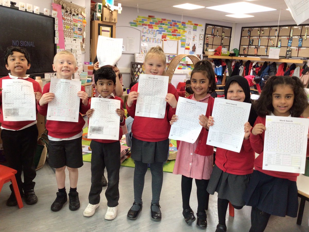 We are loving the challenge this week to complete a word search and find this weeks spellings. @kestrelmead