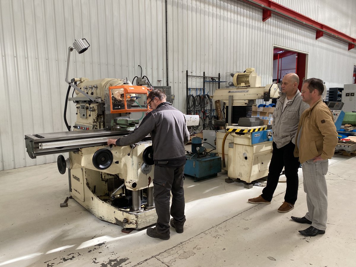 DidelonMO's tweet image. 📢 𝐑𝐄𝐂𝐄𝐏𝐓𝐈𝐎𝐍 𝐓𝐄𝐂𝐇𝐍𝐈𝐐𝐔𝐄 en nos ateliers 𝐃&apos;𝐔𝐍𝐄 𝐅𝐑𝐀𝐈𝐒𝐄𝐔𝐒𝐄 𝐃&apos;𝐎𝐂𝐂𝐀𝐒𝐈𝐎𝐍 𝐇𝐔𝐑𝐎𝐍 Type MU6 entièrement rétrofitée, pour la société CNPE du Blayais, située dans le département 33 📍✔

#retrofit #fraiseuse #huron #DMO