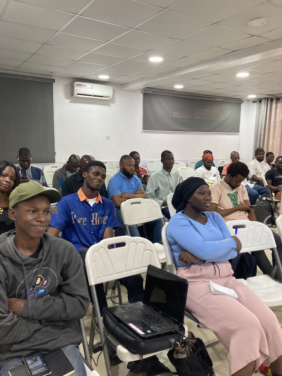 _cyberbishop_'s tweet photo. Grateful for an incredible volunteering experience at the first @gdglagos Cyber Security event! 🙌 Thank you, @OluwaseyiAjadi4 and @dftaiwo @gdglagos, for the opportunity. https://t.co/RVXak6VoNr