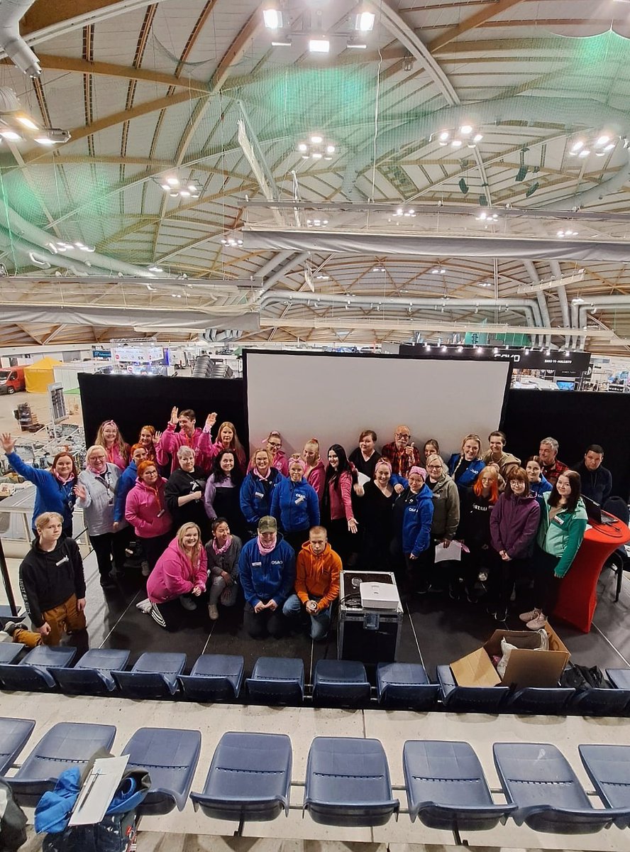 jennipyhajarvi's tweet photo. Pohjois-Suomen ErÀmessut 18.-21.5.2023 #tb #tapahtuma #oppilaitosyhteistyö #oppiminen
@LapinAMK kumppanuusyritys Lapin Messut Oy @EKuoksa #yhteistyössĂ€ #lapinamk #vastuullisetpalvelut Jenni PyhĂ€jĂ€rvi sekĂ€ @osaotweet Teija Savusalo ja Sanna Kurvinen đ« https://t.co/jP4C6JkHon