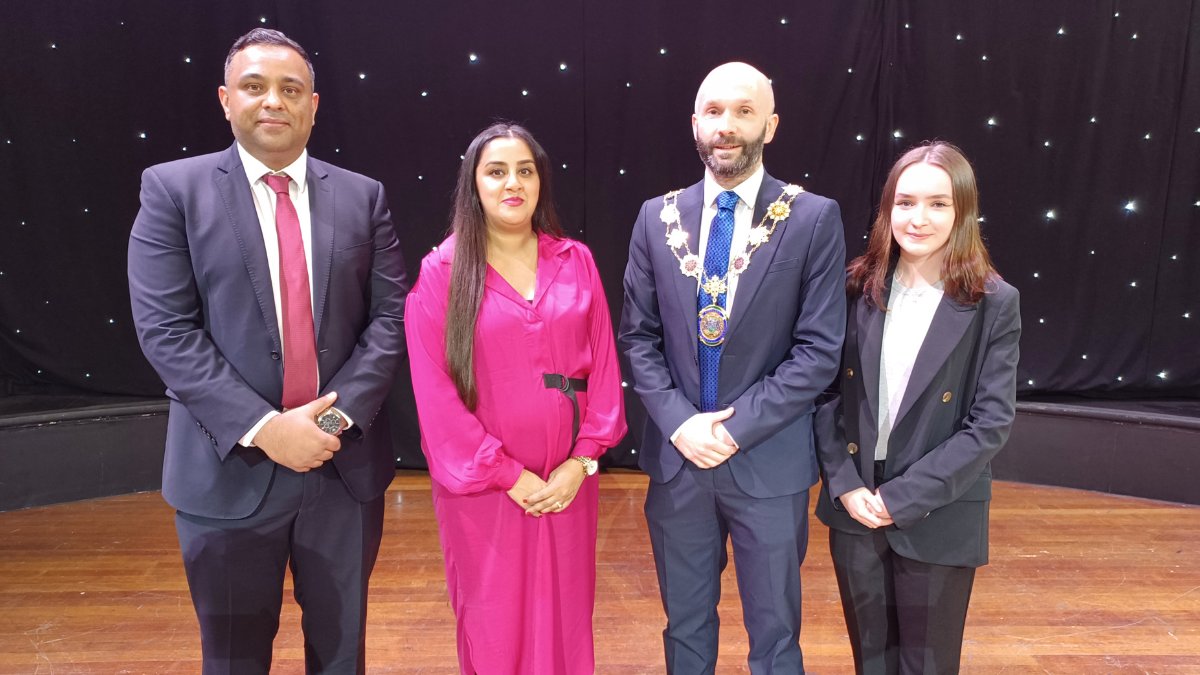 Kirklees Council on Twitter "The new Mayor of Kirklees and Deputy