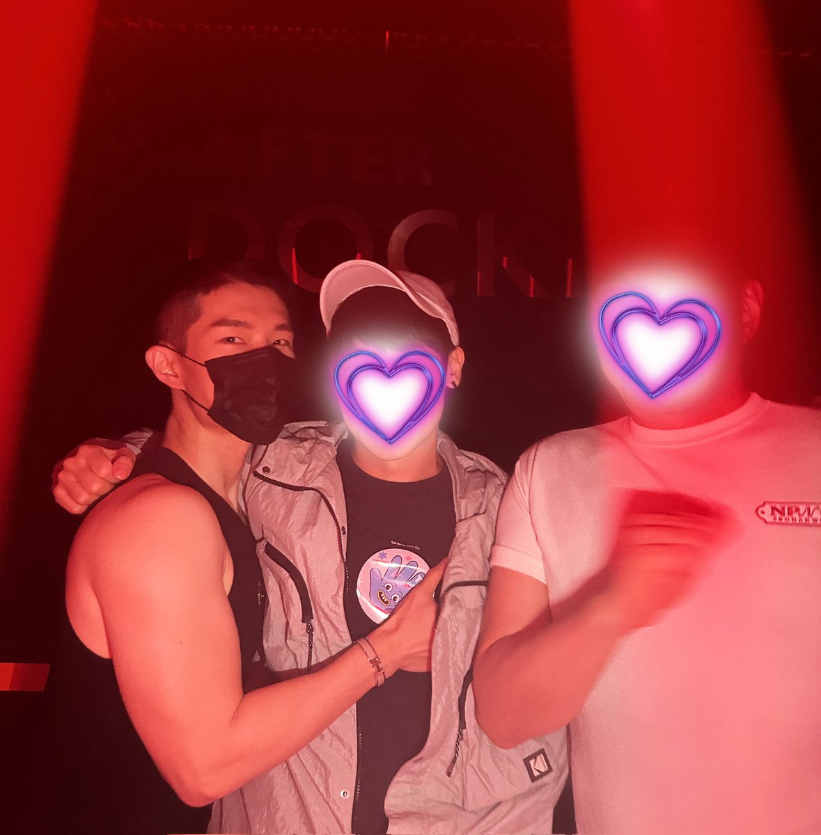 NPNC01373380's tweet photo. AFTER DOCKING! RED VIBE! with @_seik1224 @_jeongro @hyuk2022 https://t.co/y9JAjhqMcm