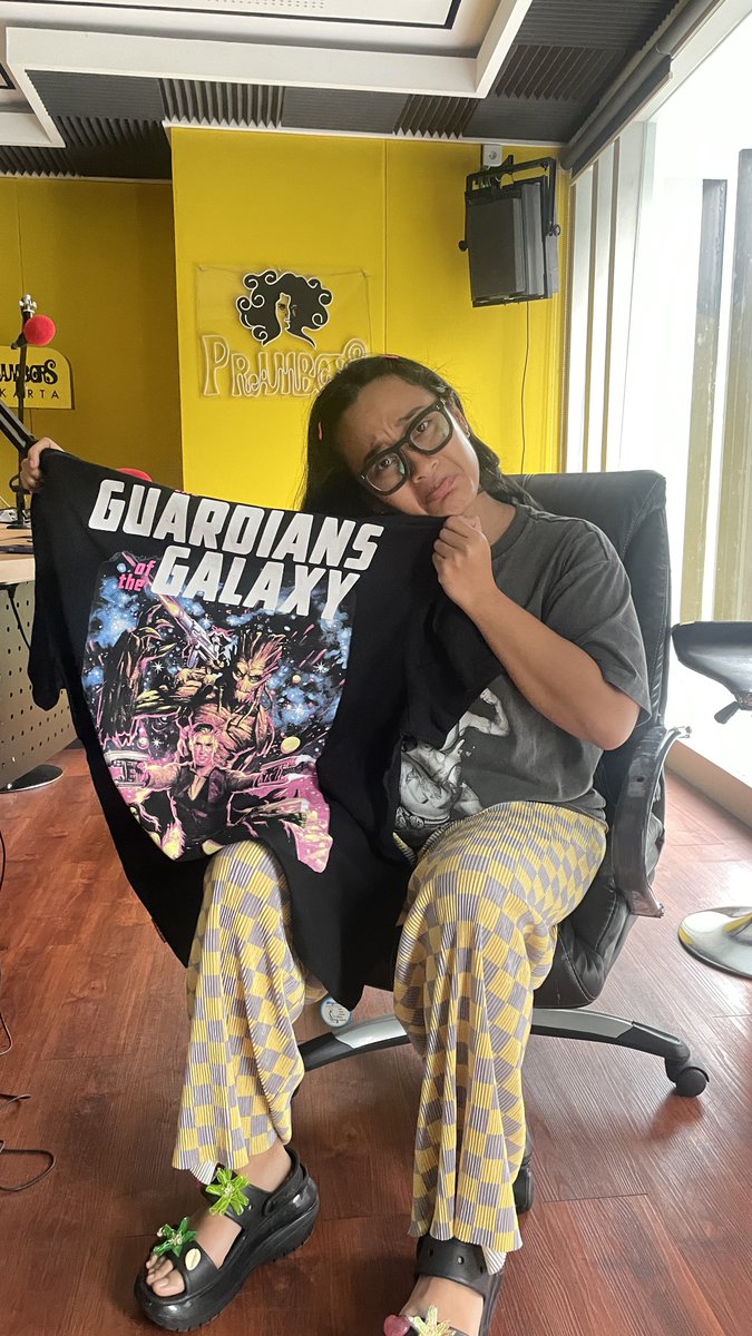 Lagi dibuka lelang untuk merch special dari Genus dibeli langsung dari Amsterdam!!!! 

Merch spesial dari Guardian of The Galaxy vol. III <3

Please, kasih tau lo paling suka karakter siapa di Guardian of The Galaxy? #SunsetTrip