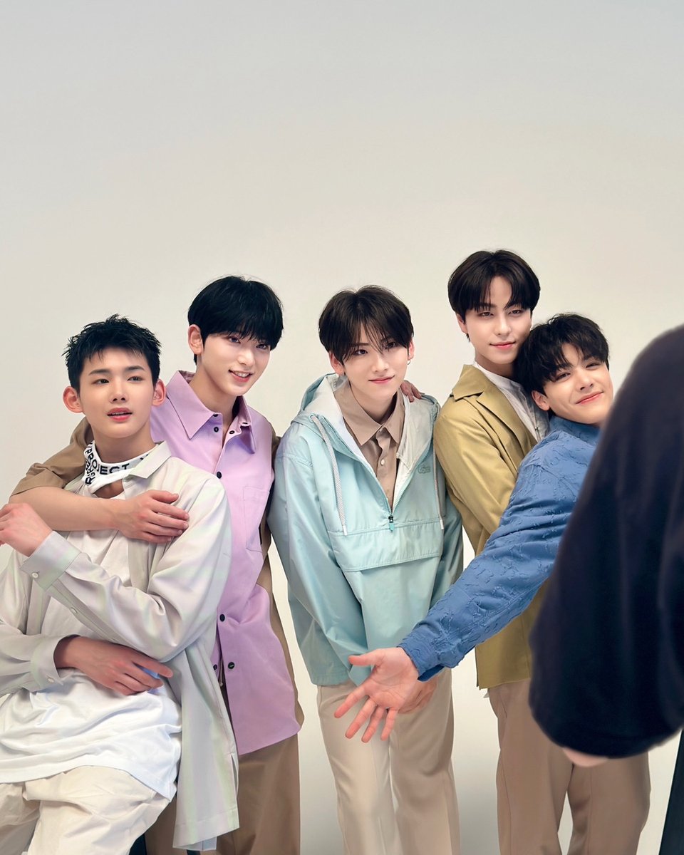DEARKJO's tweet photo. Bonus https://t.co/h4i1HogYIy