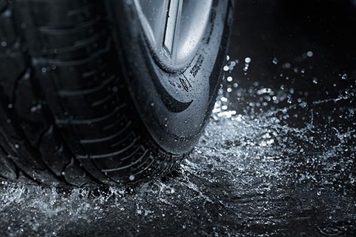 🚙 A new set of tires equals safety on wet roads 🚙 
If you feel like your tires are not performing as well as they used to, stop by so we can have a look at them for you. 
616-796-9929
dsautorepairholland.com
#TrustedAutoCare #HollandMI #NewTires
