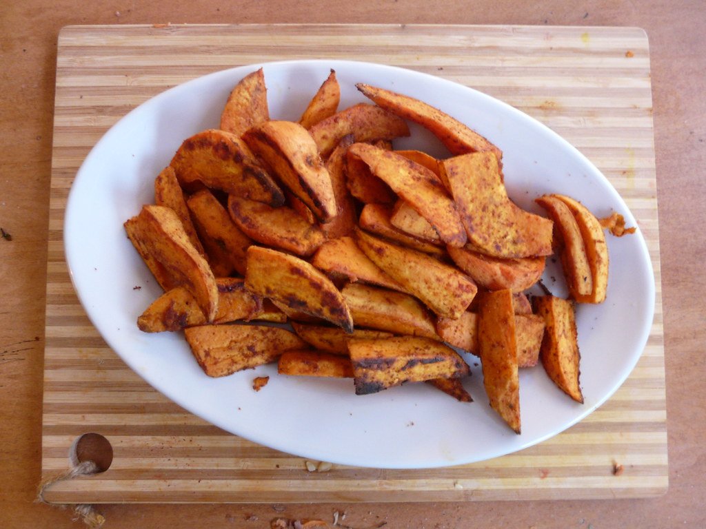 TimourPetit's tweet photo. I just learned that sweet potatoes are good too! Sorry for the lack of information. #sweetpotatoes https://t.co/wWAKVN9mZh