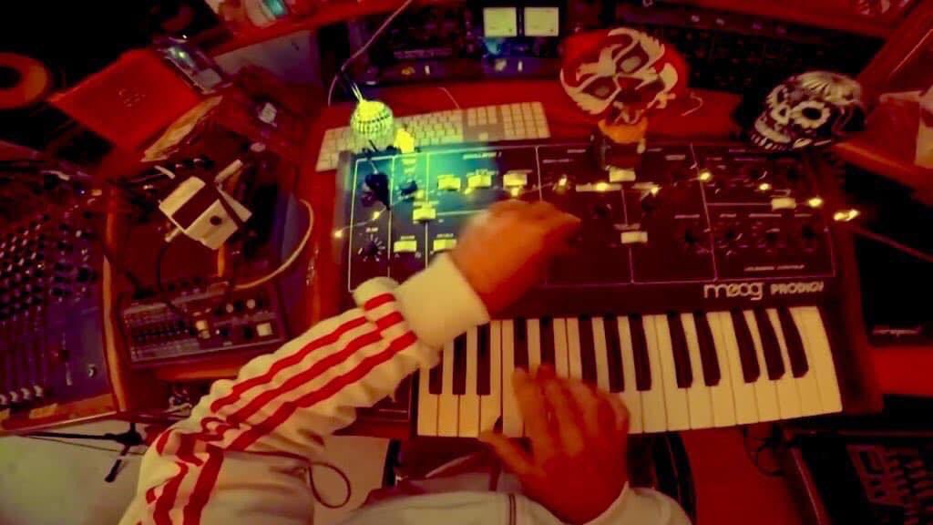 Here freakin go!  We be doing a dirty synth set <a href="/jamcafe/">Jamcafe Nottingham</a> for <a href="/d2dnottingham/">Dot To Dot Nottingham</a> on Sunday! Stage time tba.  Heavy synth, steamy venue. What more ya want?