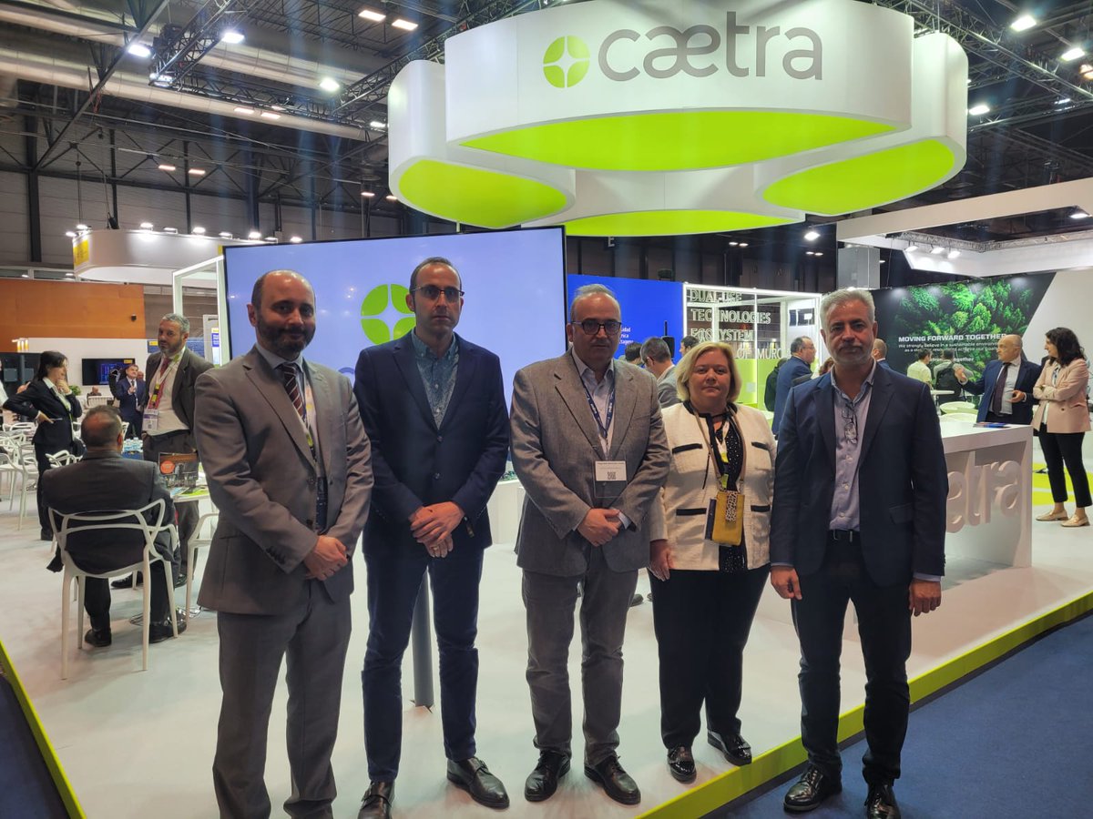 Amusal's tweet photo. Basculantes Ureña SLL, empresa innovadora con tradición industrial en el sector de fabricación y reparación de vehículos industriales ha estado presente con el @infoRMurcia en la Feria Internacional de Defensa y Seguridad de España FEINDEF #amusal #SociedadesLaboralesRM https://t.co/wPI84f7w0W