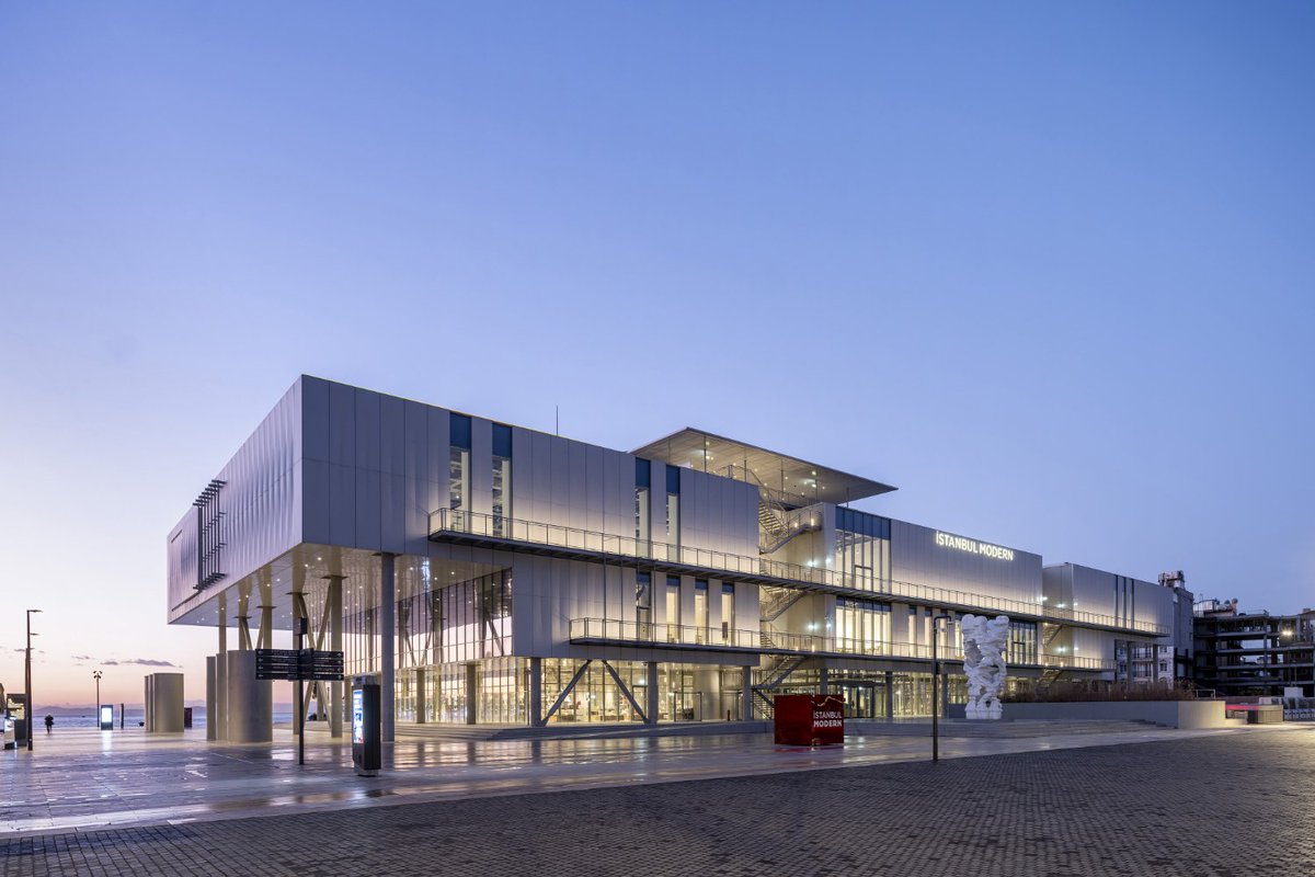 Arch_Today's tweet photo. After seven years of waiting, Turkey’s first museum of Modern and contemporary art is finally back open, with a new building designed by Renzo Piano Building Workshop #RPBW
https://t.co/kVL64zsQ2h https://t.co/4JmdxLwShV