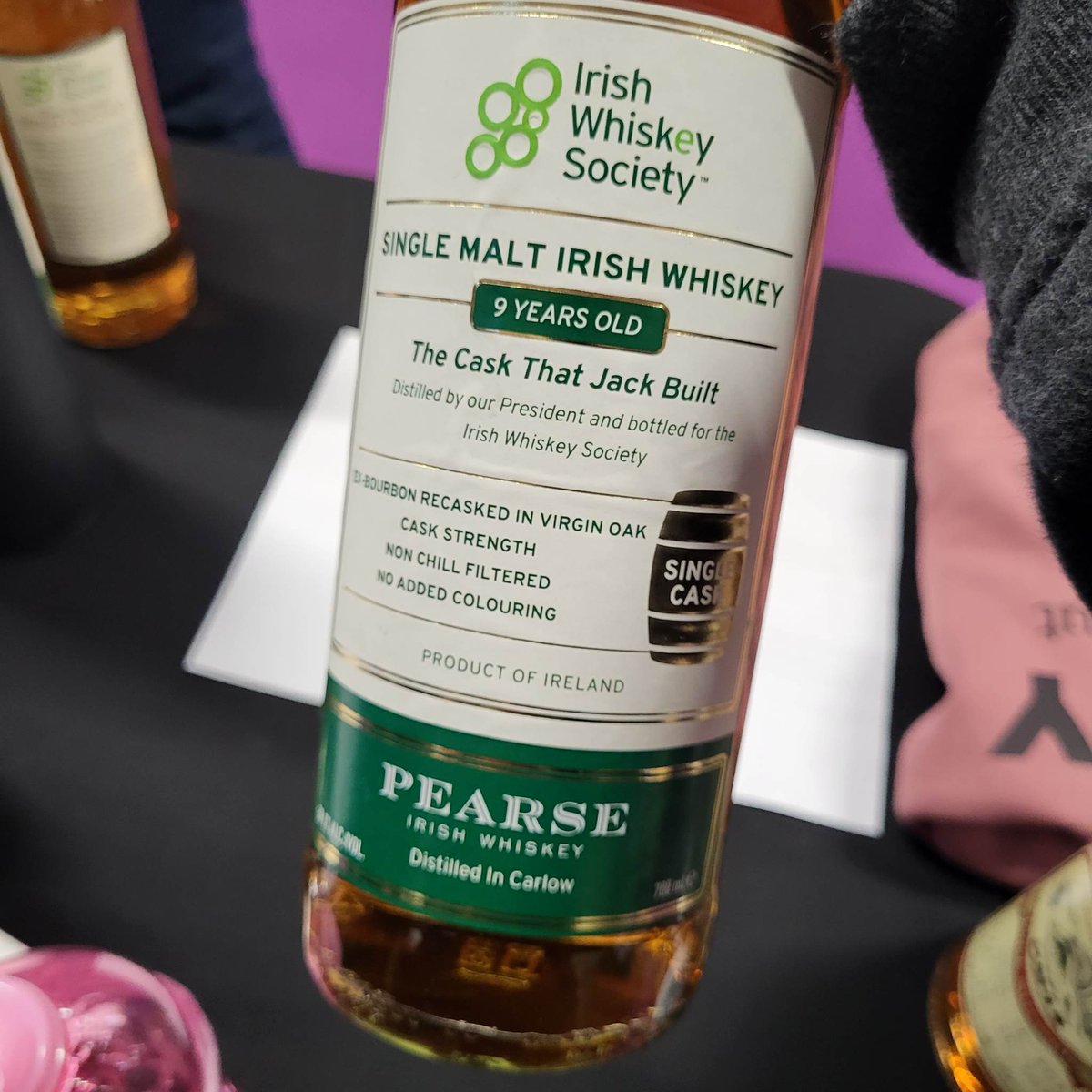 Set your reminders for 7pm tonight! The society's newest bottling, The Cask That Jack Built. Distilled in Carlow (Pearse Lyons) before the stills went to Dublin. Those who tried it at Whiskey Live say that it's a phenomenal example of what virgin oak can do to amazing distillate!