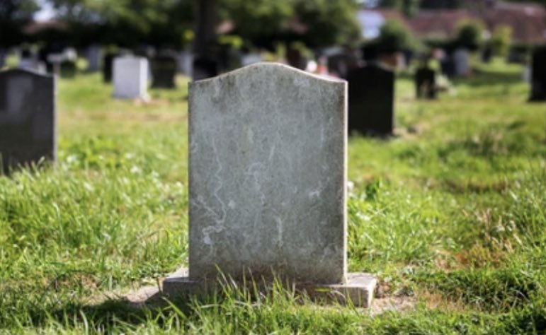 Hydration check! Drink water now or you’ll end up like this guy