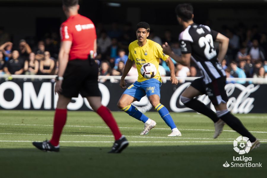 udlaspalmasNET's tweet photo. El compromiso inquebrantable de Saúl Coco: ¡jugó con 39º de fiebre en Cartagena!

https://t.co/lZjfG7fY8M https://t.co/yshQMeKl81