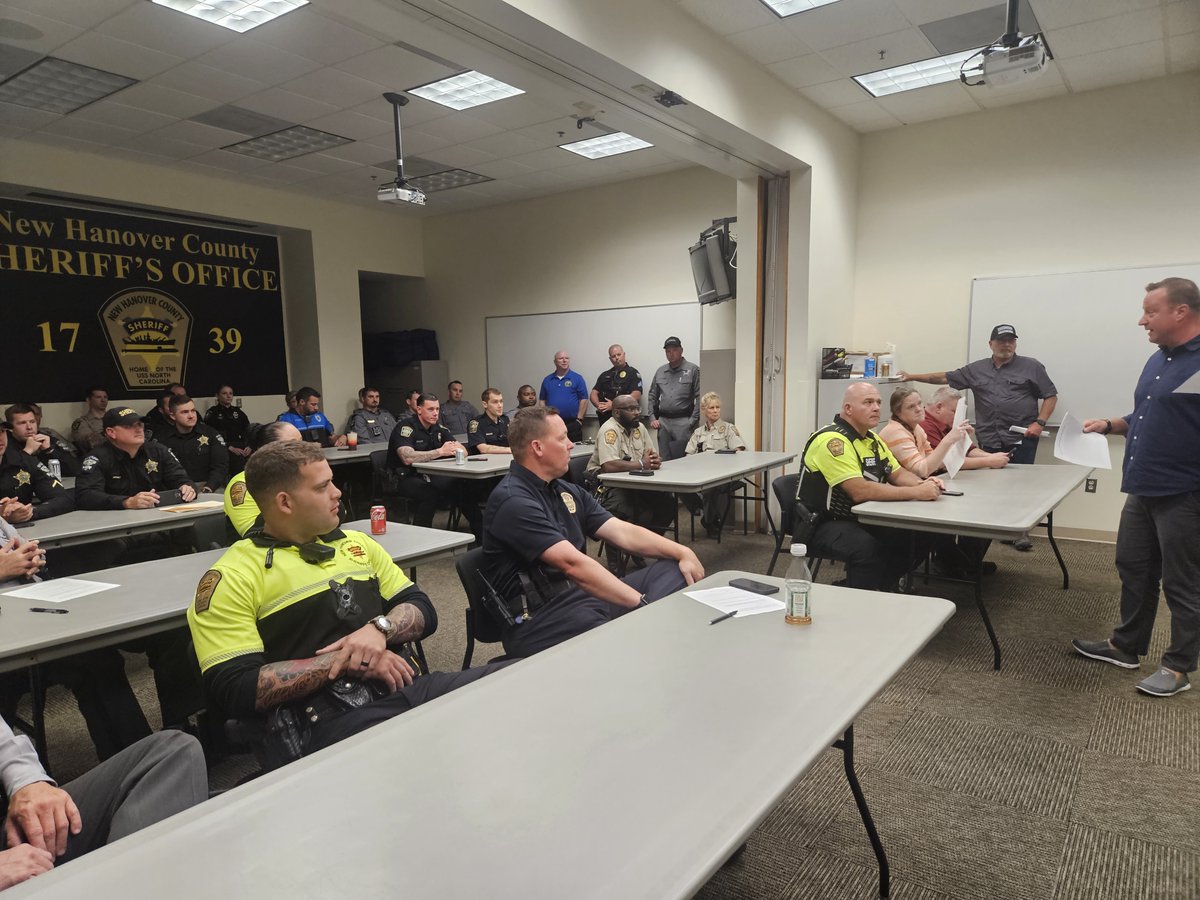 NC_GHSP's tweet photo. This weekend, the Forensic Tests for Alcohol Branch and the southeastern Law Enforcement Partners conducted Operation Heat Wave, resulting in 1,475 traffic citations and 67 DWI arrests in Bladen, Brunswick, Columbus, New Hanover, and Pender counties.
#BoozeIt&LoseIt https://t.co/Ho2Vle0mJ8