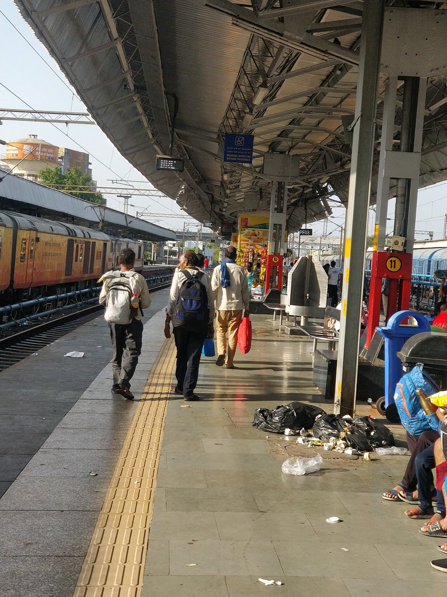 v2_joshi's tweet photo. @AshwiniVaishnaw i am at chayapuri station, cleanliness is in bad shape, two days back i was at vadodara station, there also cleanliness is very poor. Request to ask someone to intervain https://t.co/5jMC20QKFF