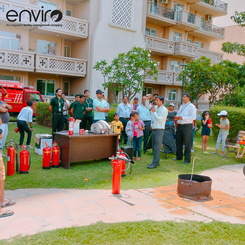 ‘#FireMockDrill’ was conducted at #ExpressGreensM1A to #Familiarize #Residents with #FireSafety procedures, assess readiness and practice the #Evacuation process.

#FireDrill #MockDrill #Fire #Safety #FirePrevention #FireProtection #FireSafetyTips  #Enviro #FacilityManagement