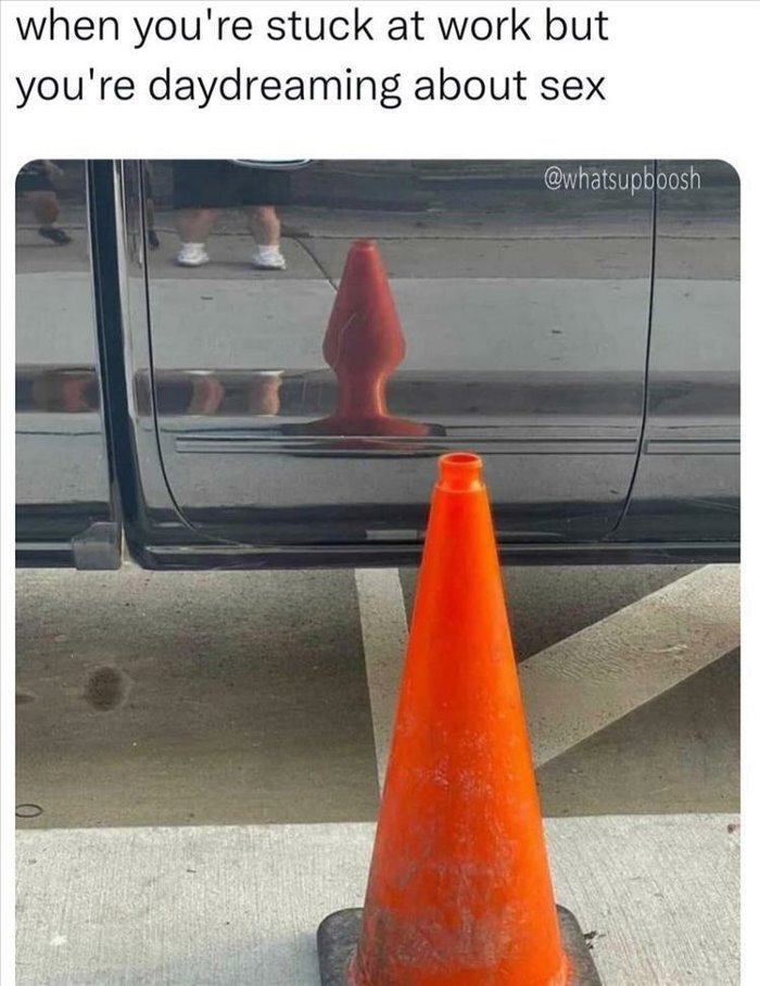 JeanSHammond's tweet photo. stuck at work https://t.co/dCKUjADxMa