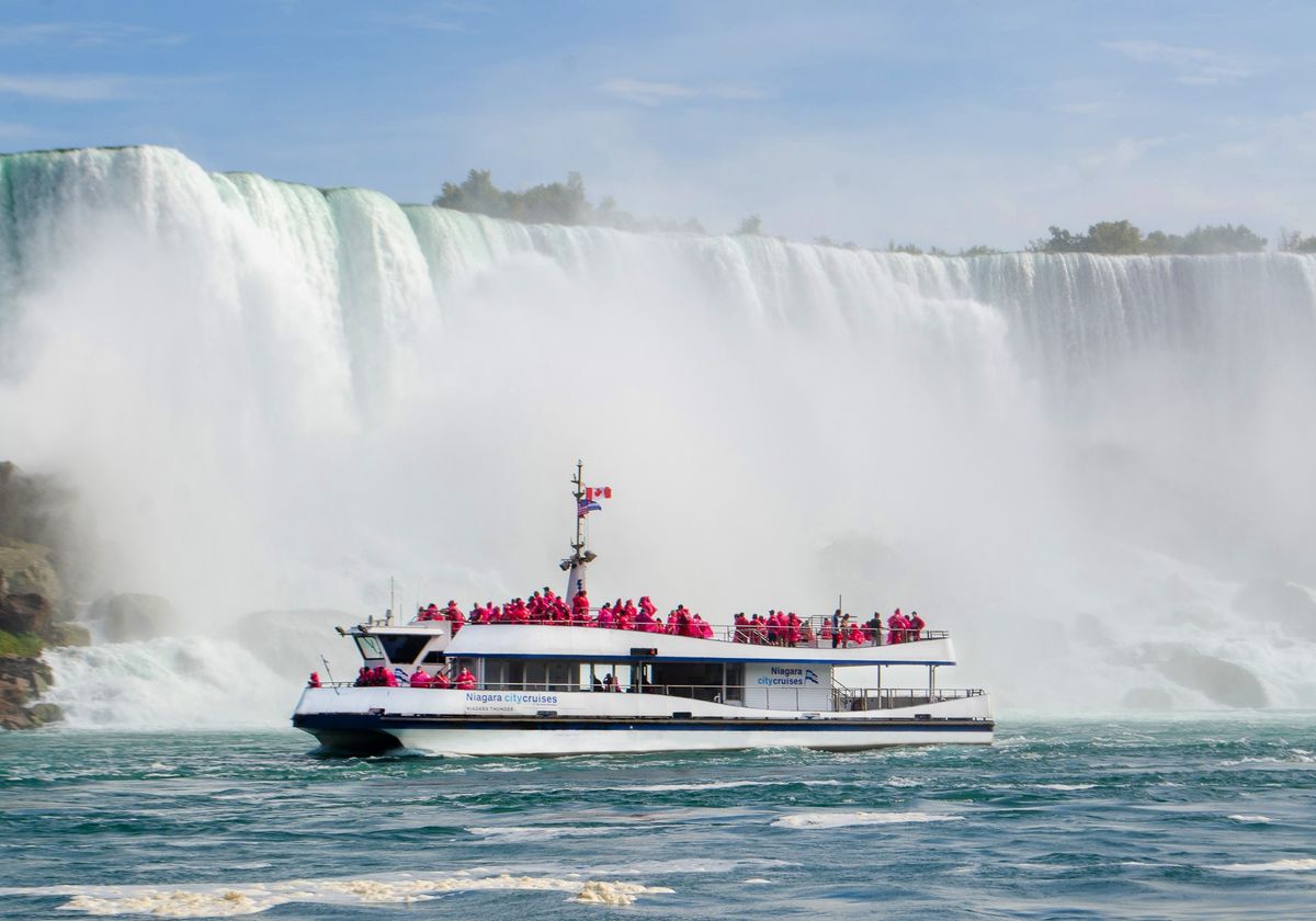 Get ready to be blown away! Experience the thrill and beauty of Niagara Falls like never before with our top-rated boat tours in 2023. Don't miss out on the ultimate adventure!
seesight-tours.com/blog/best-niag…
#NiagaraFalls #BoatTours #2023Experiences