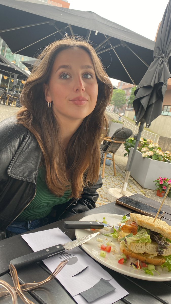 Effe lunchen met mijn jongste dochter #moederdag kadootje 🥰