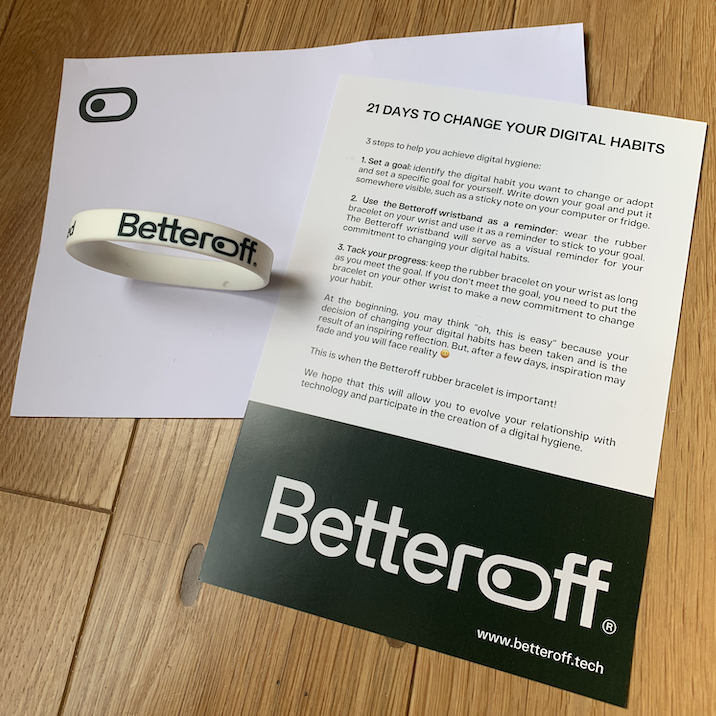 Giveaway time: free wristband 🔥 

Tag someone and fill the form to receive yours 

👉👉forms.gle/HHB34jpk7CerPR…