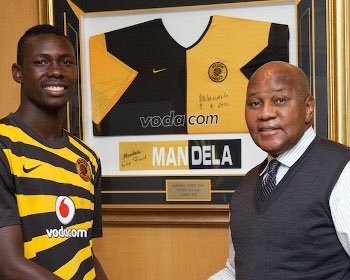 halakasha_tv's tweet photo. Any Special Message for Eric βTowerβ Mathoho ?
The Rumour on the streets is that ,he is nearing his exit at AmakhosiβοΈ
Share you special Moments aswell
#Amakhosi4Life
#KaizerChiefs
#mathoho https://t.co/17hpUB0LTP